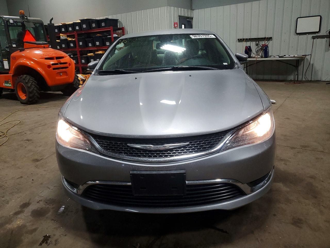 2016 CHRYSLER 200 LIMITED photo 5