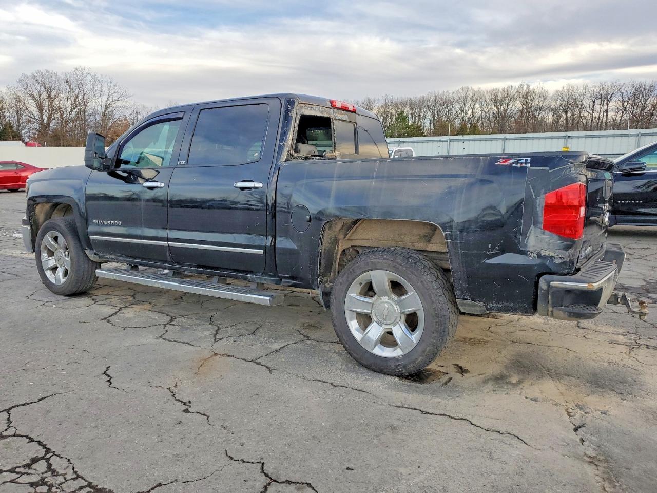 2014 CHEVROLET SILVERADO K1500 LTZ photo 3
