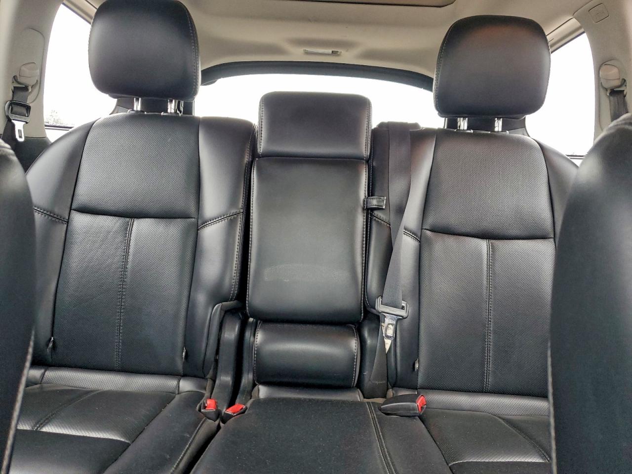 2017 NISSAN PATHFINDER S photo 10