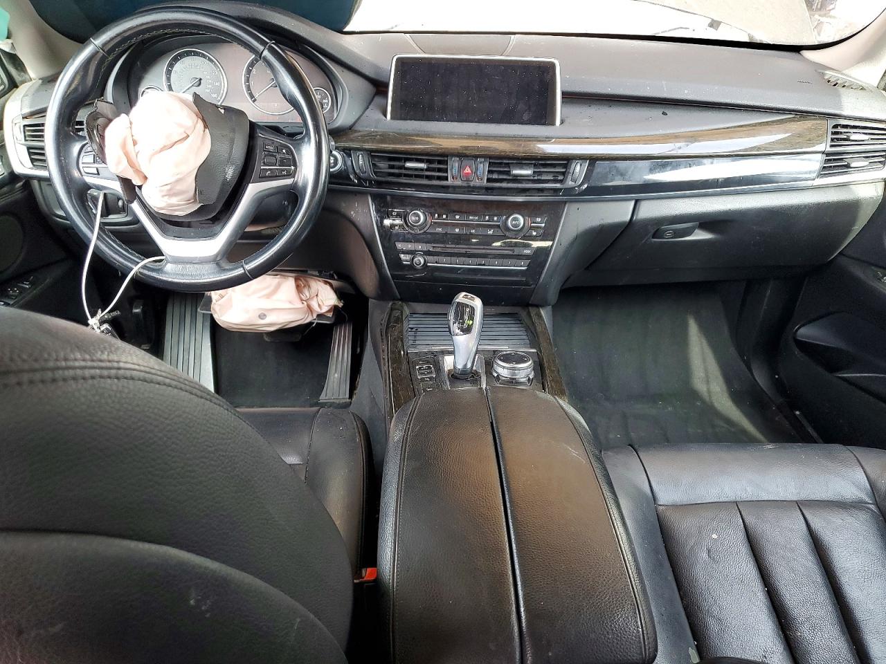 2015 BMW X5 XDRIVE35I photo 8