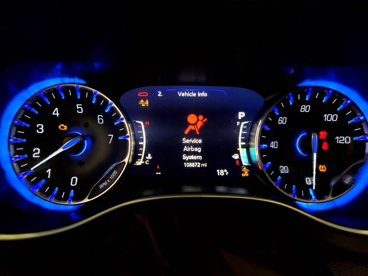 2019 CHRYSLER PACIFICA TOURING PLUS photo 9