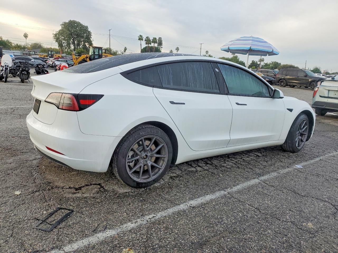 2023 TESLA MODEL 3 photo 3
