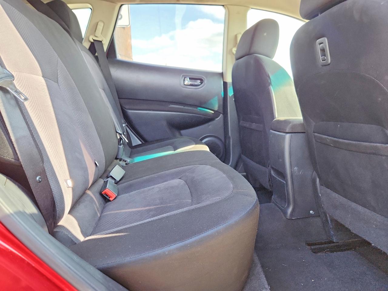 2013 NISSAN ROGUE S photo 11