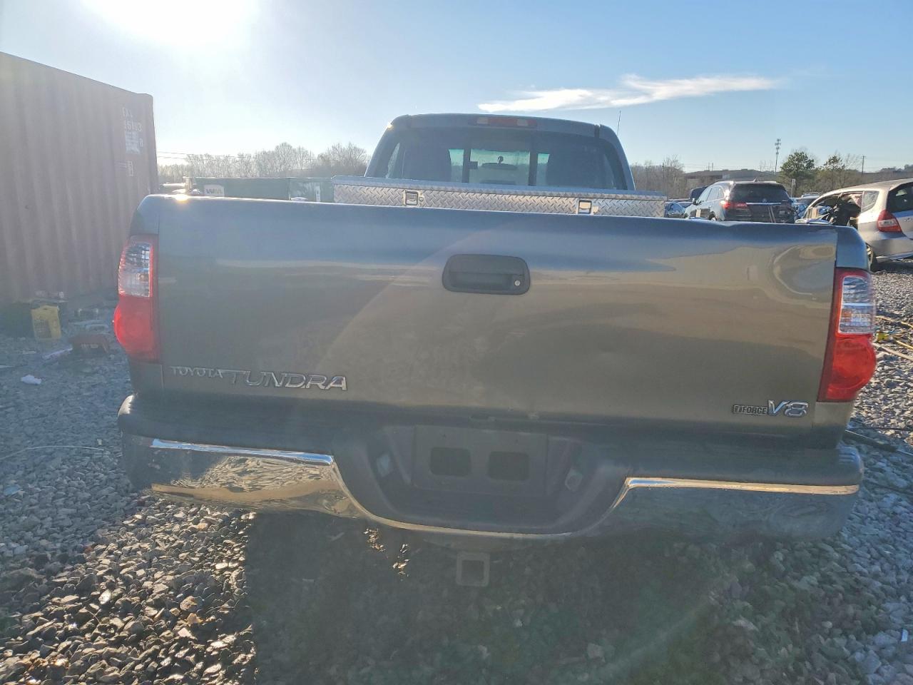 2005 TOYOTA TUNDRA photo 6