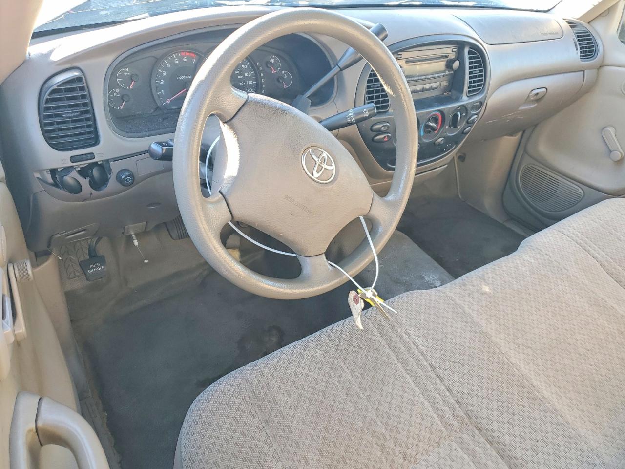 2005 TOYOTA TUNDRA photo 8