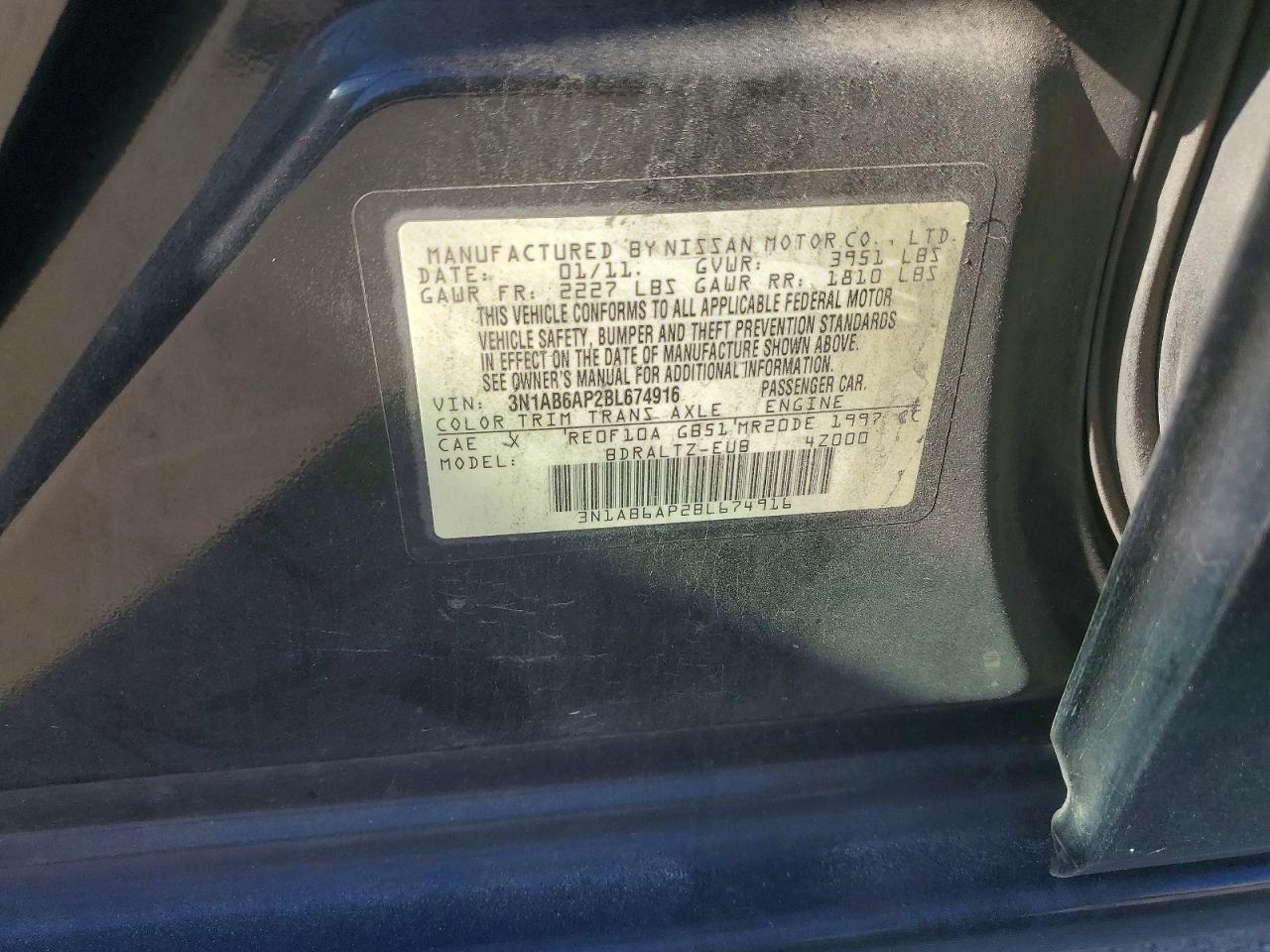 2011 NISSAN SENTRA 2.0 photo 12