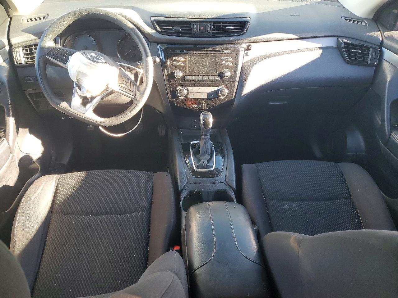 2018 NISSAN ROGUE SPORT S photo 8