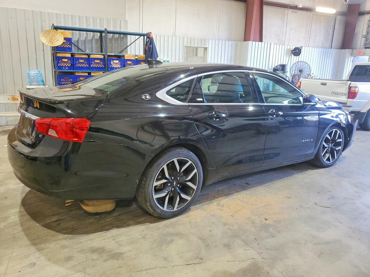 2018 CHEVROLET IMPALA LT photo 3