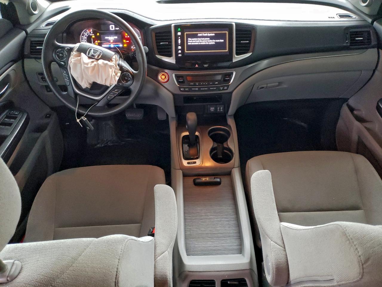 2016 HONDA PILOT EX photo 8
