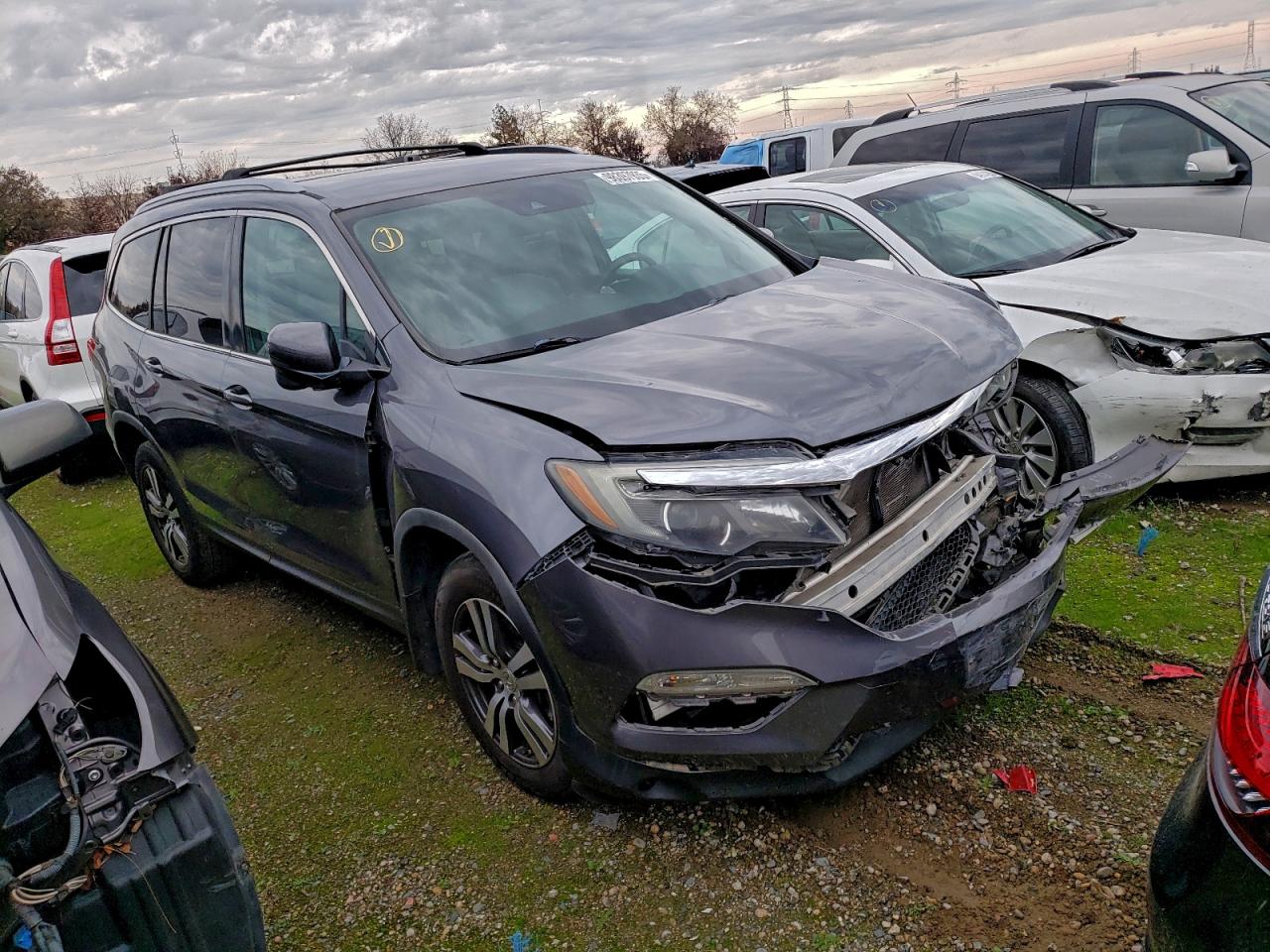 2016 HONDA PILOT EX photo 4