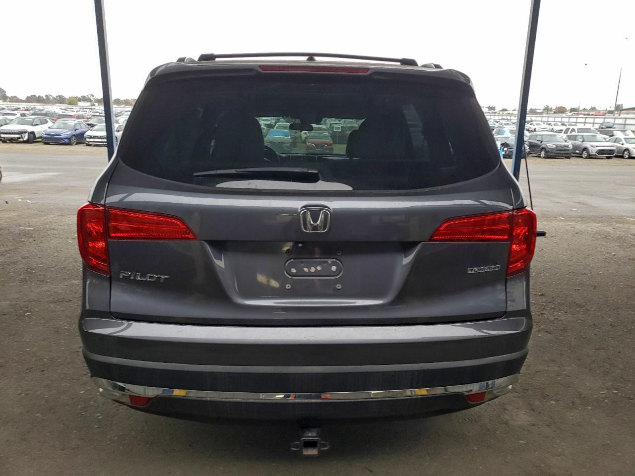 2016 HONDA PILOT EX photo 6