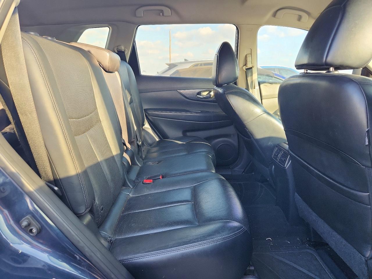 2014 NISSAN ROGUE S photo 10