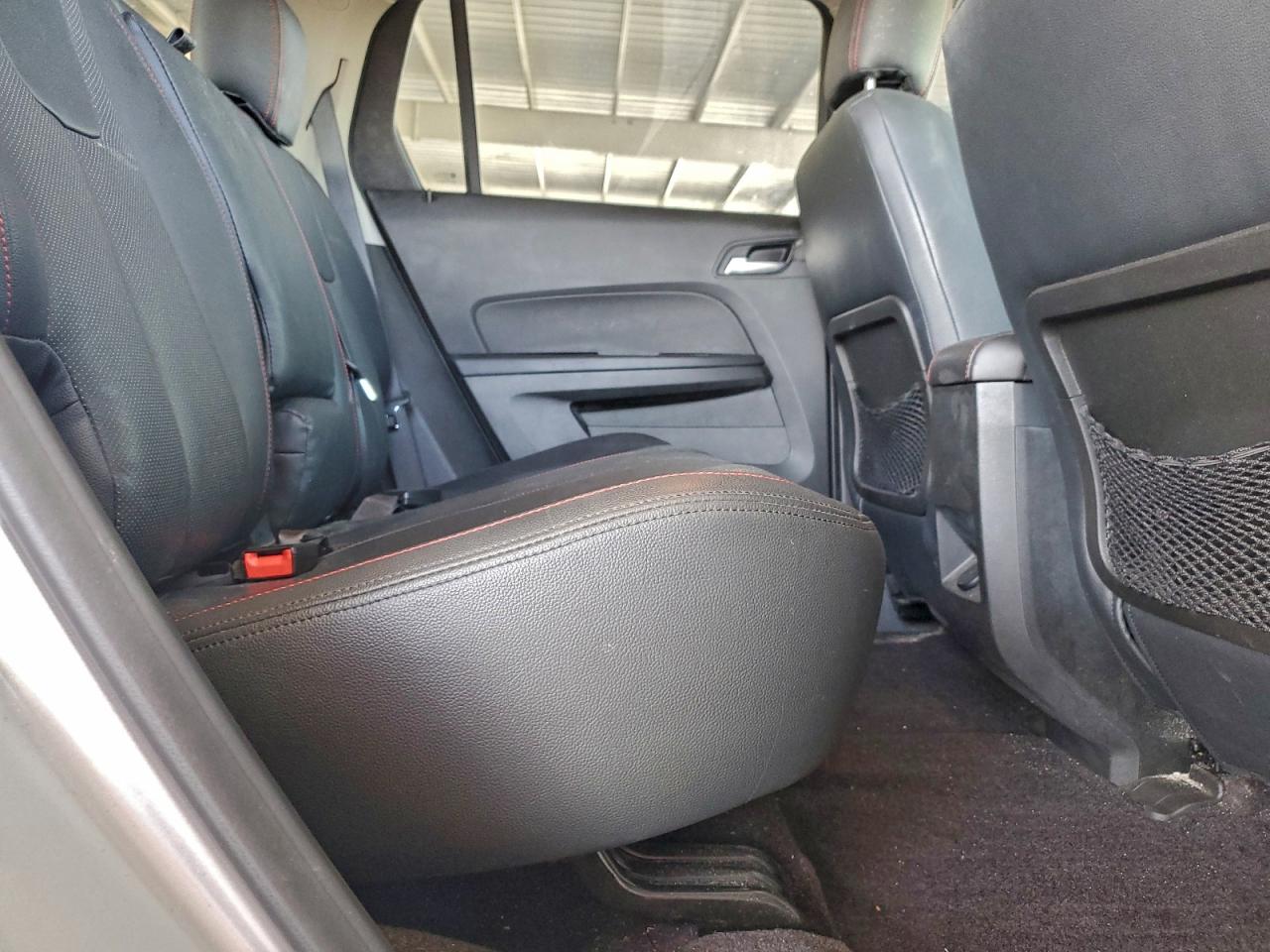2015 GMC TERRAIN SLE photo 11