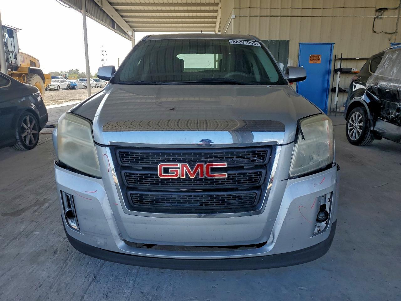 2015 GMC TERRAIN SLE photo 5