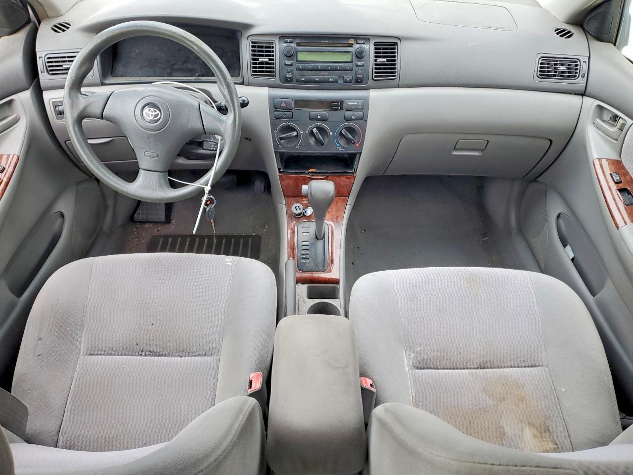 2006 TOYOTA COROLLA CE photo 8
