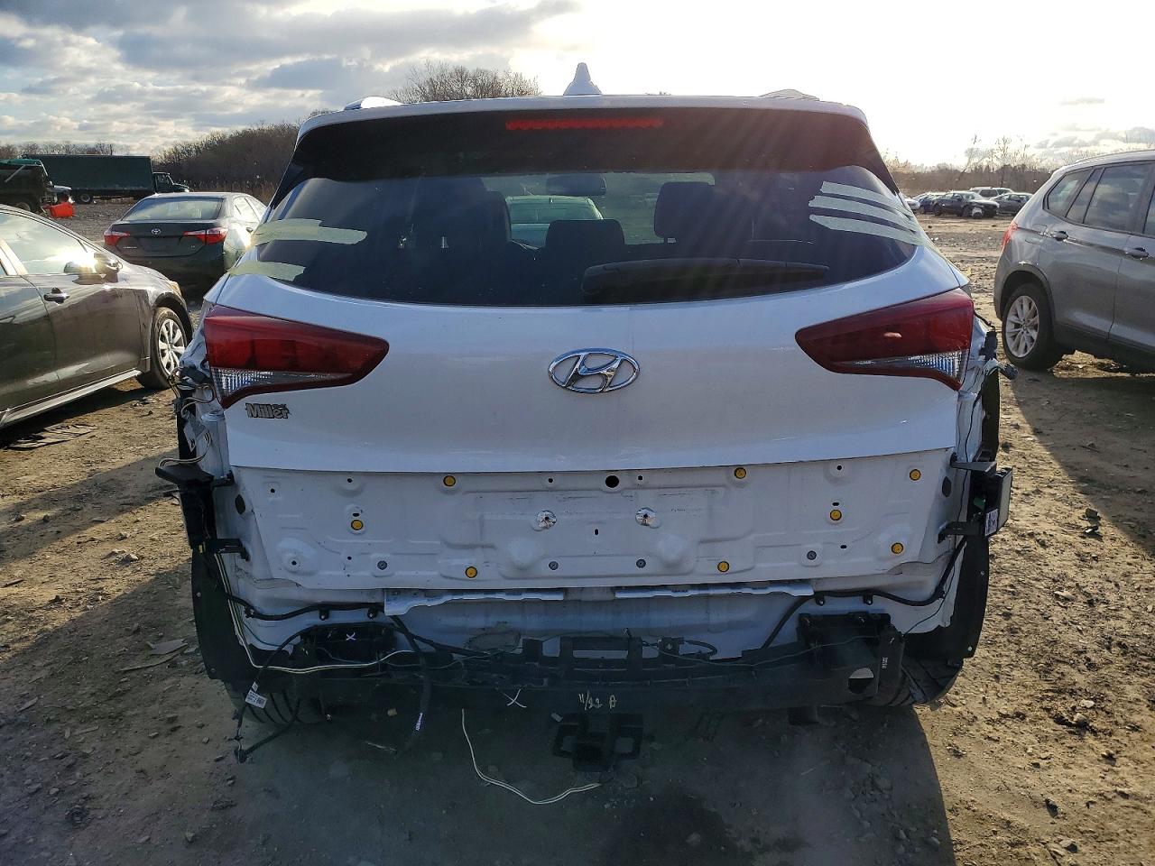 2017 HYUNDAI TUCSON LIMITED photo 6