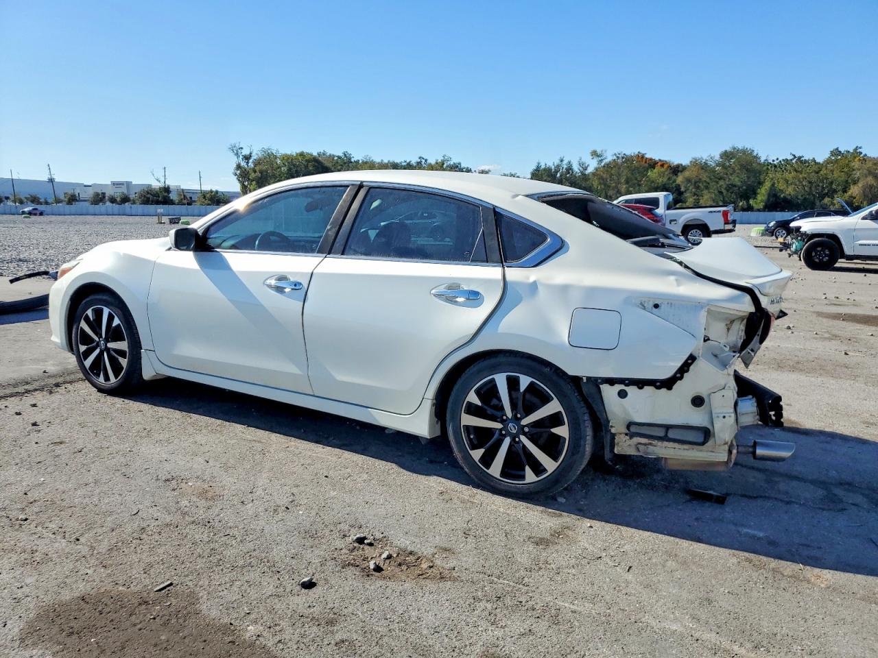 2018 NISSAN ALTIMA 2.5 photo 2