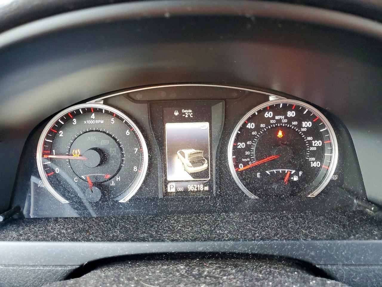 2015 TOYOTA CAMRY LE photo 9