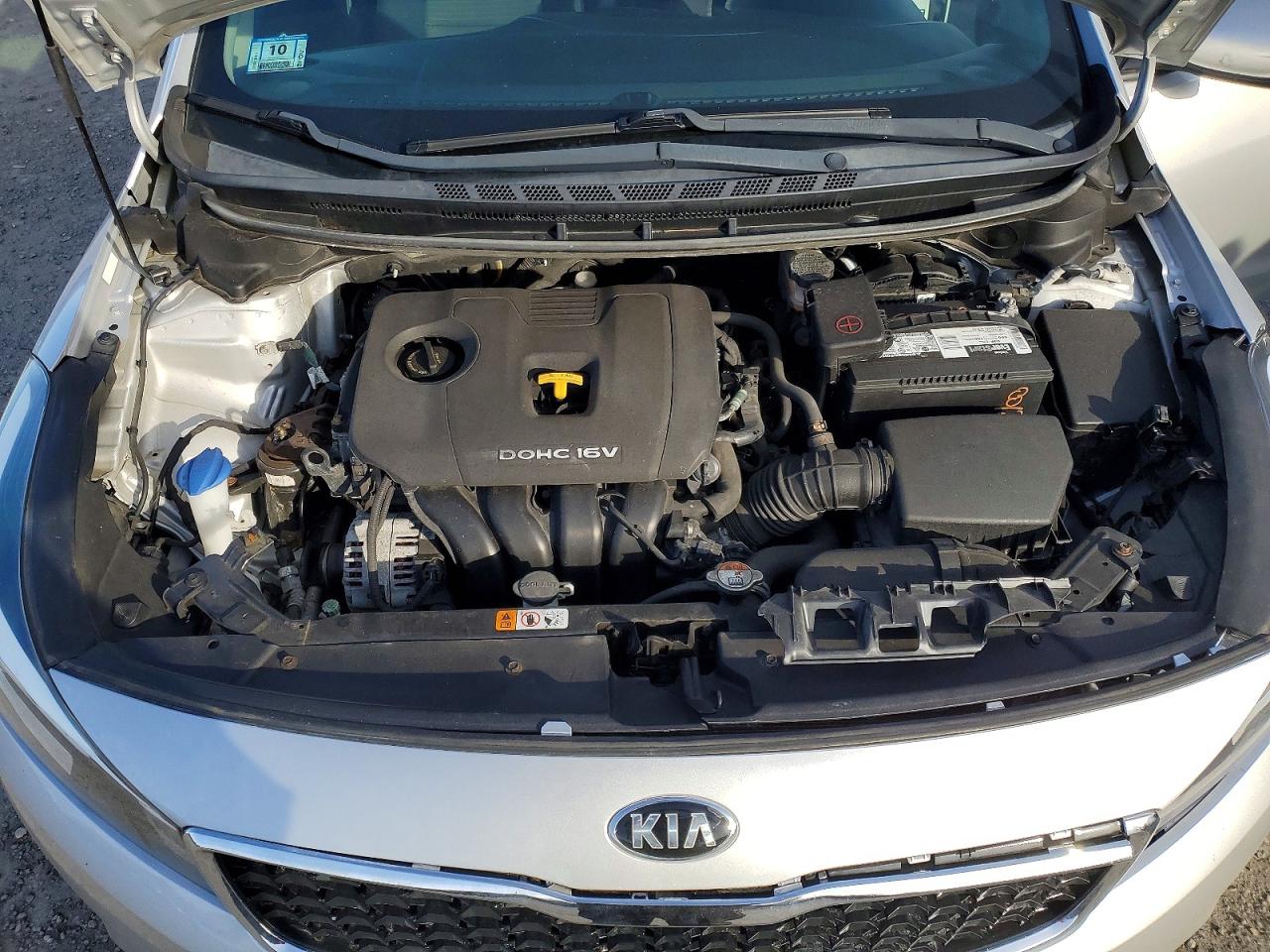 2017 KIA FORTE LX photo 11