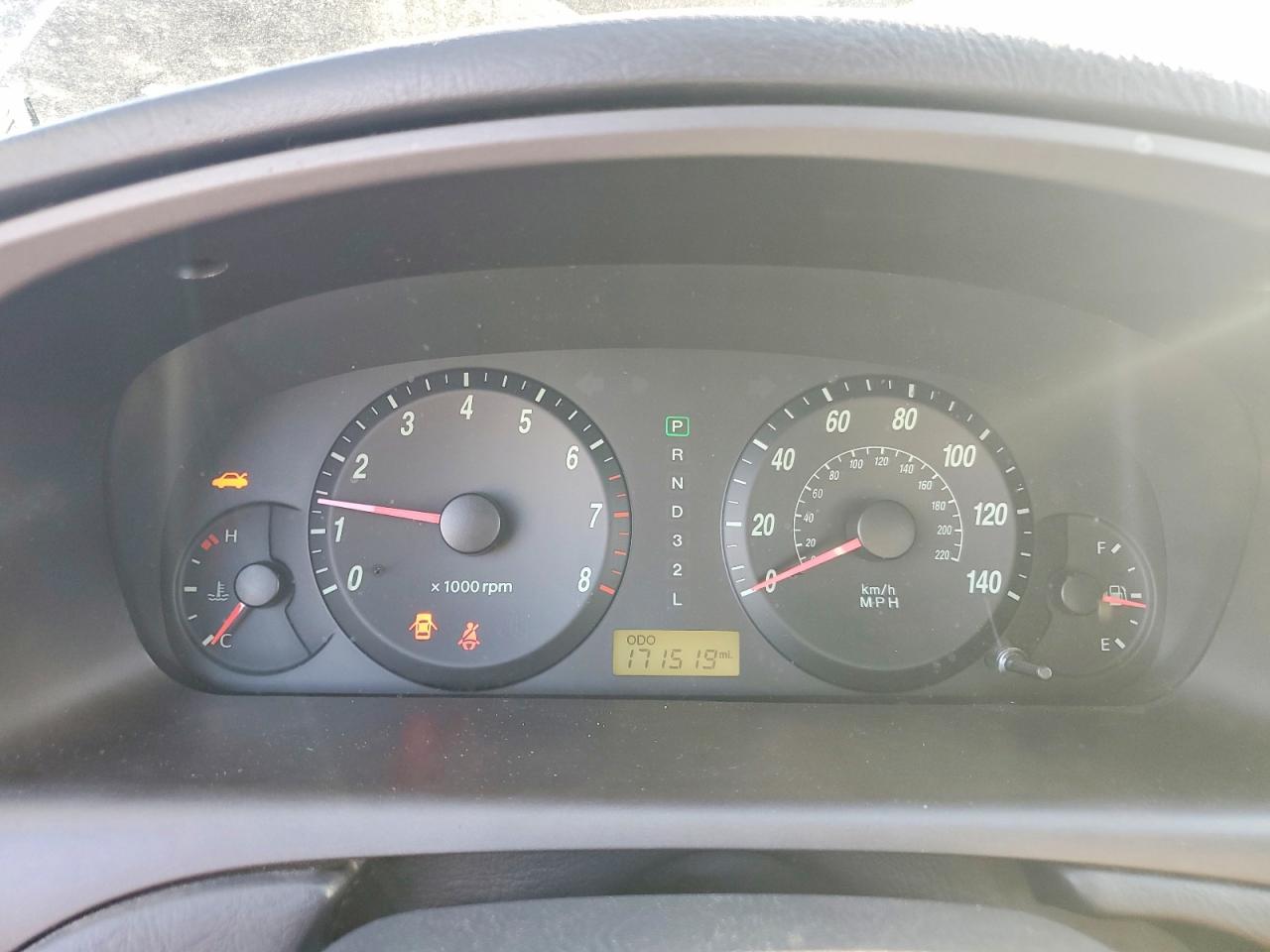 2005 HYUNDAI ELANTRA GLS photo 9