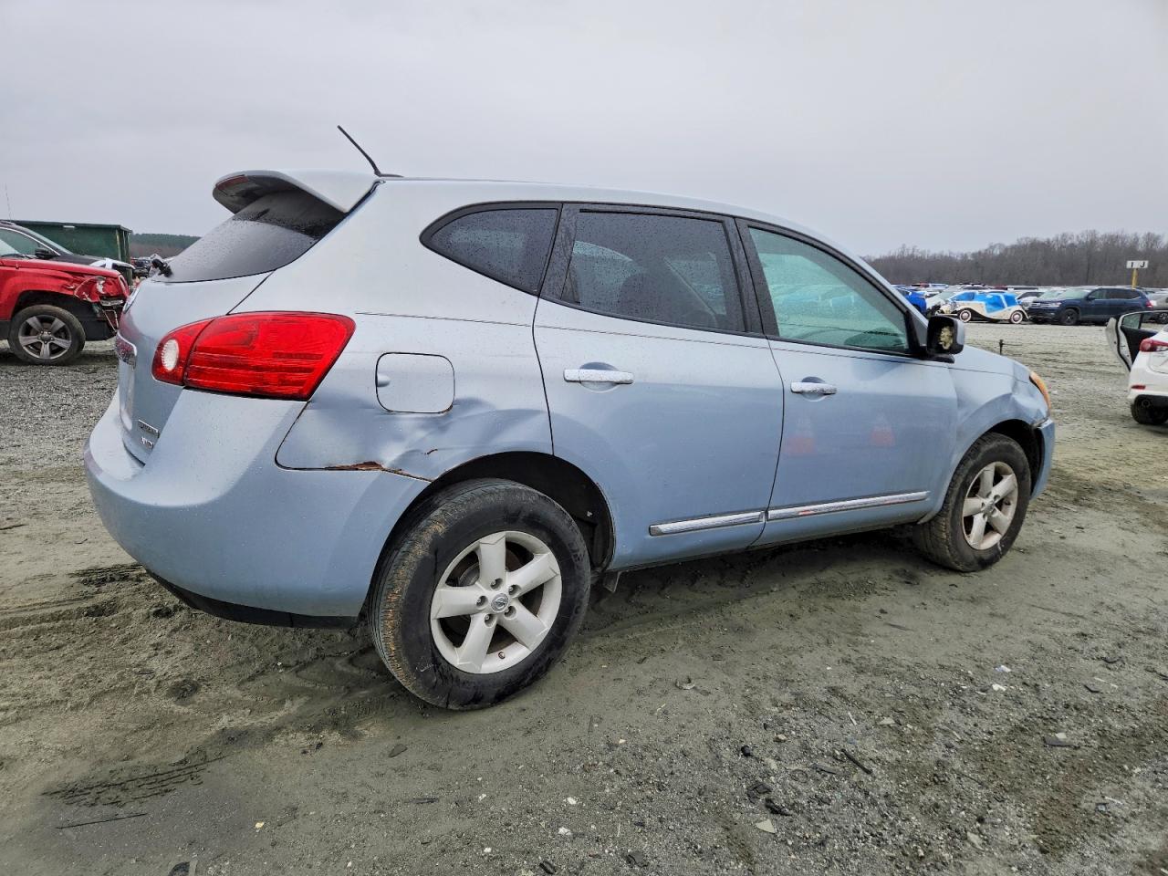 2013 NISSAN ROGUE S photo 3