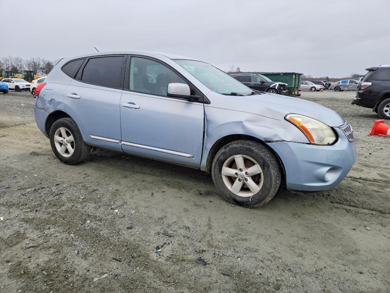 2013 NISSAN ROGUE S photo 4