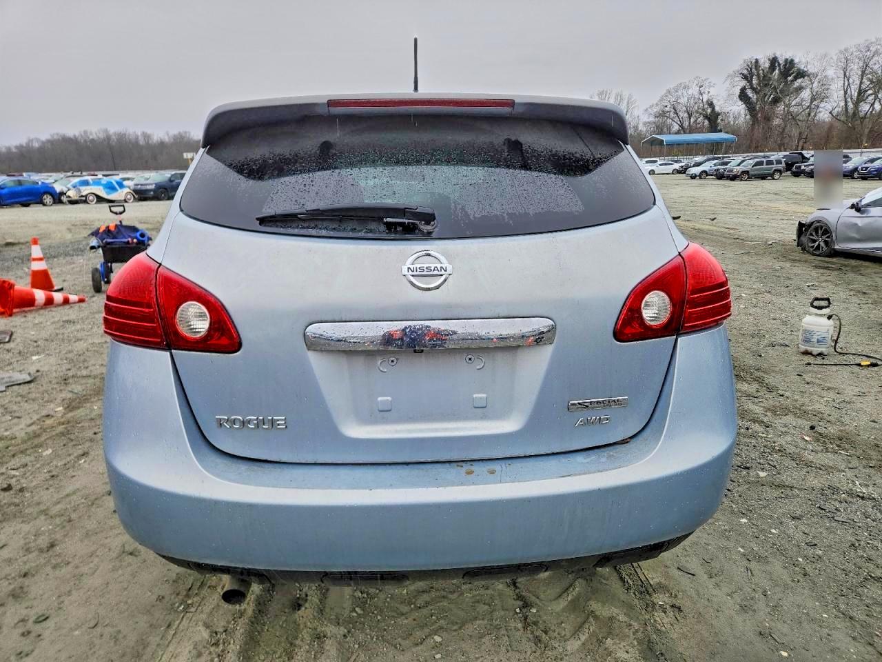 2013 NISSAN ROGUE S photo 6