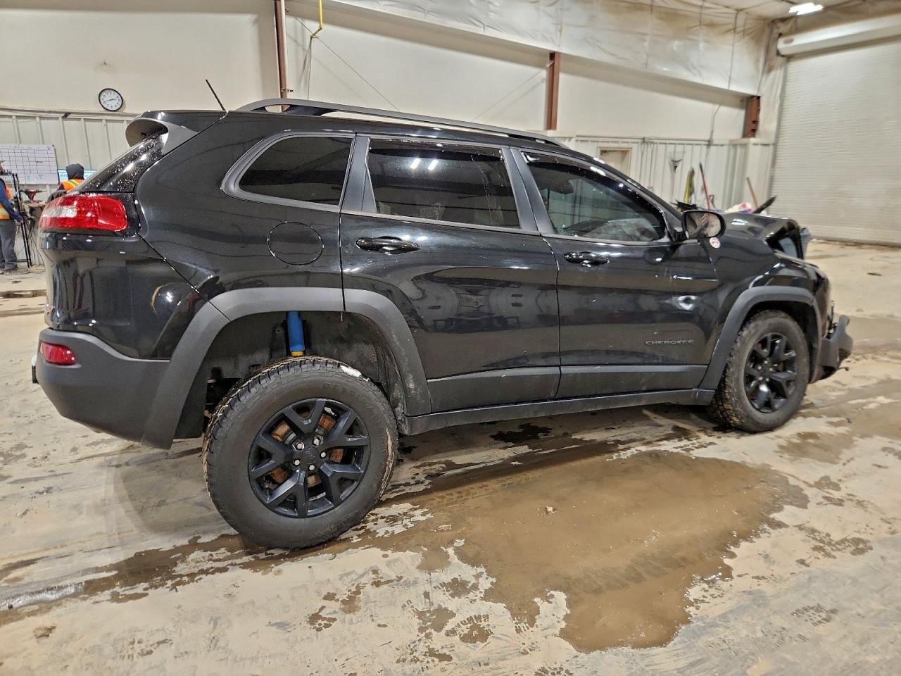 2015 JEEP CHEROKEE TRAILHAWK photo 3
