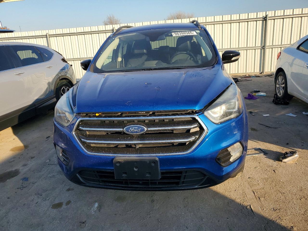 2017 FORD ESCAPE TITANIUM photo 5