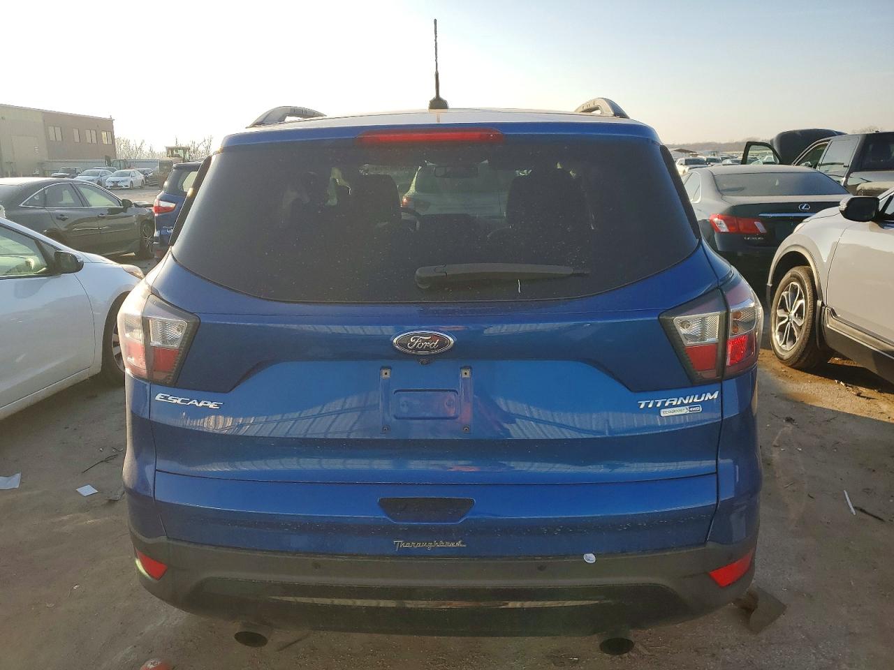 2017 FORD ESCAPE TITANIUM photo 6