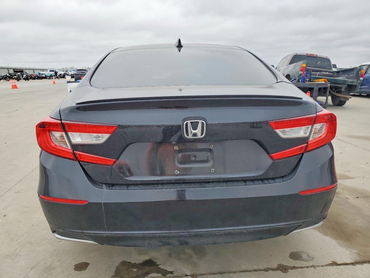 2018 HONDA ACCORD EX photo 11