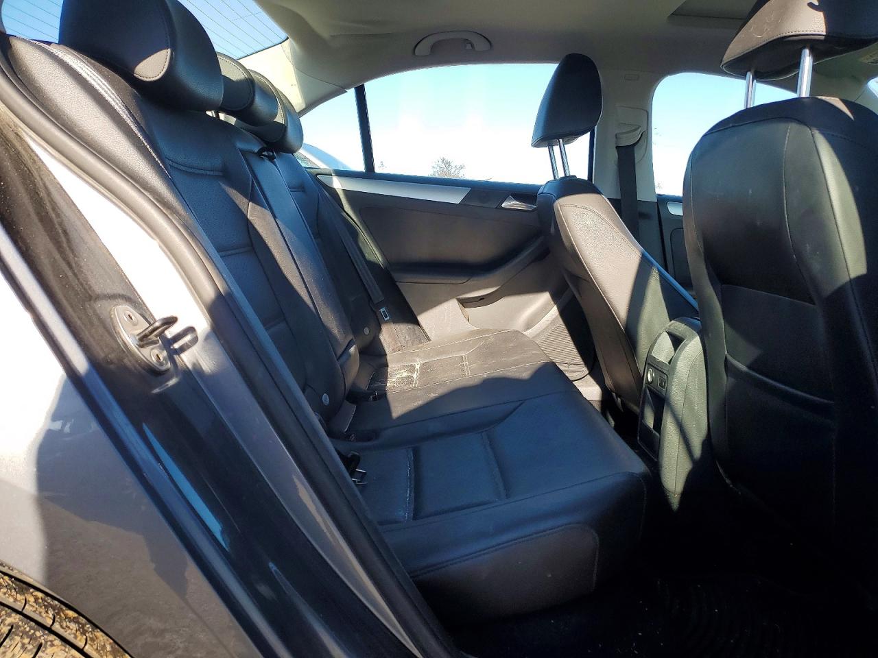 2013 VOLKSWAGEN JETTA SE photo 10