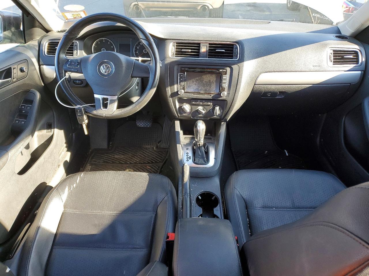 2013 VOLKSWAGEN JETTA SE photo 8