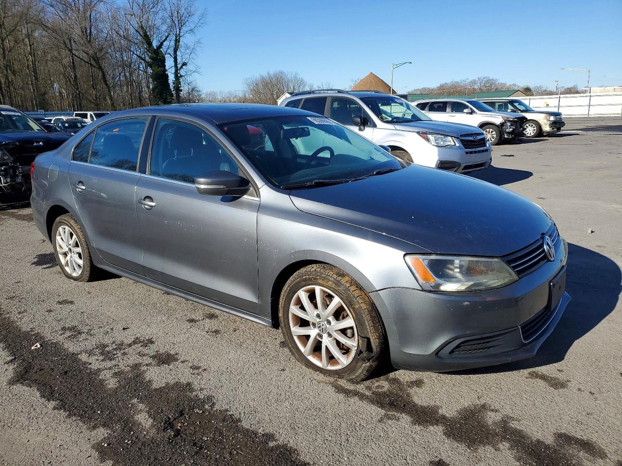 2013 VOLKSWAGEN JETTA SE photo 4