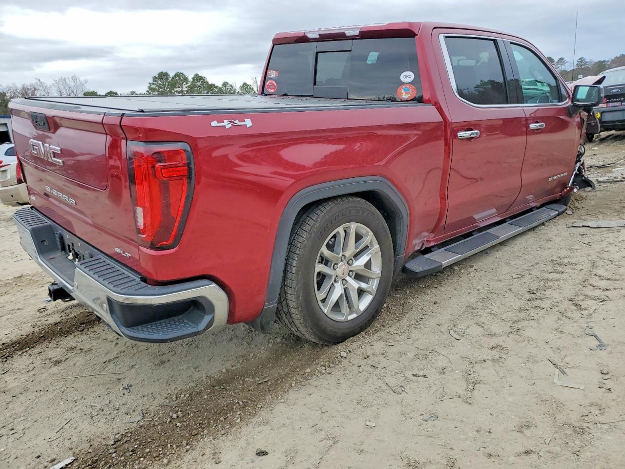 2020 GMC SIERRA K1500 SLT photo 4