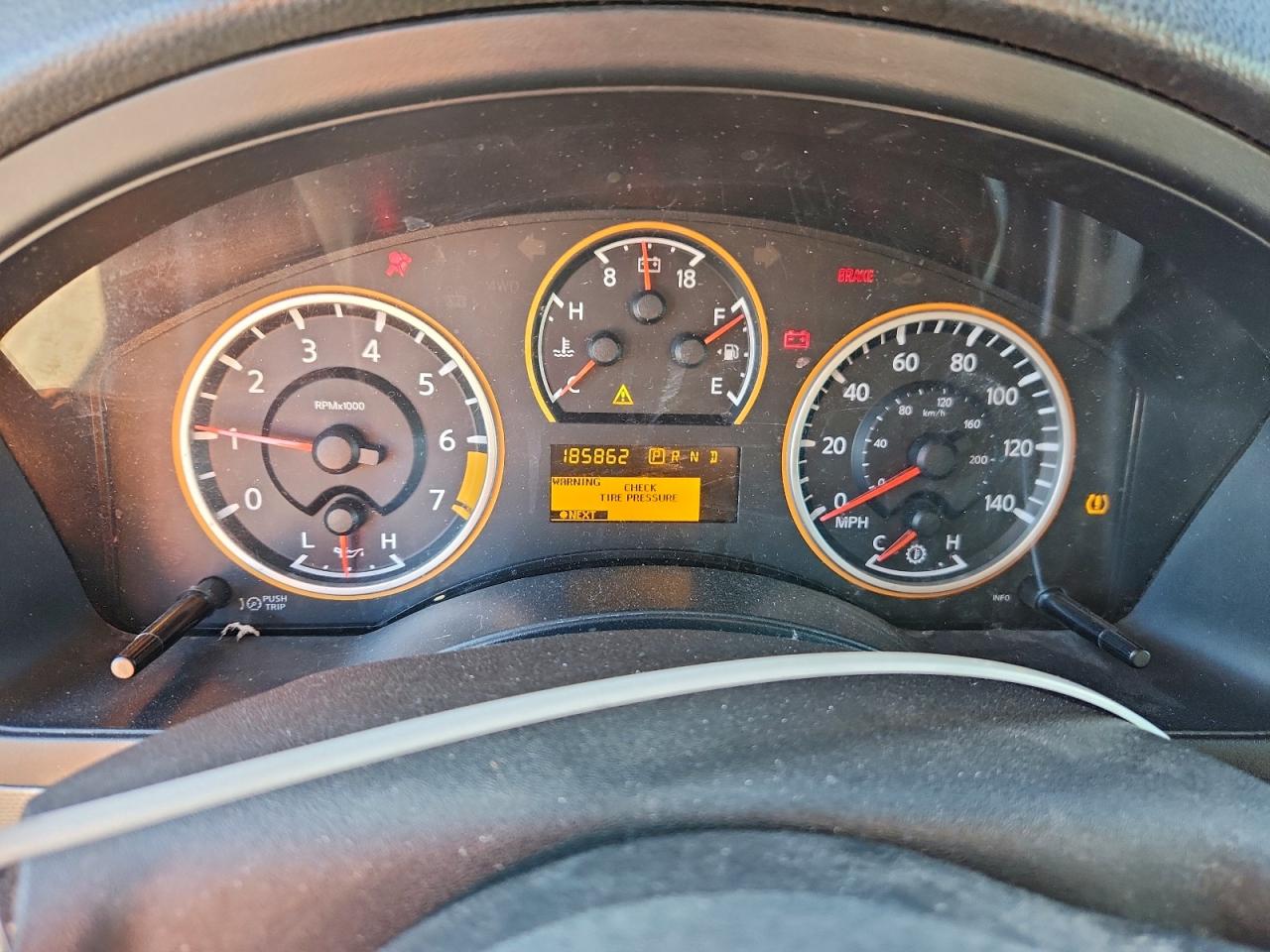 2011 NISSAN ARMADA SV photo 9