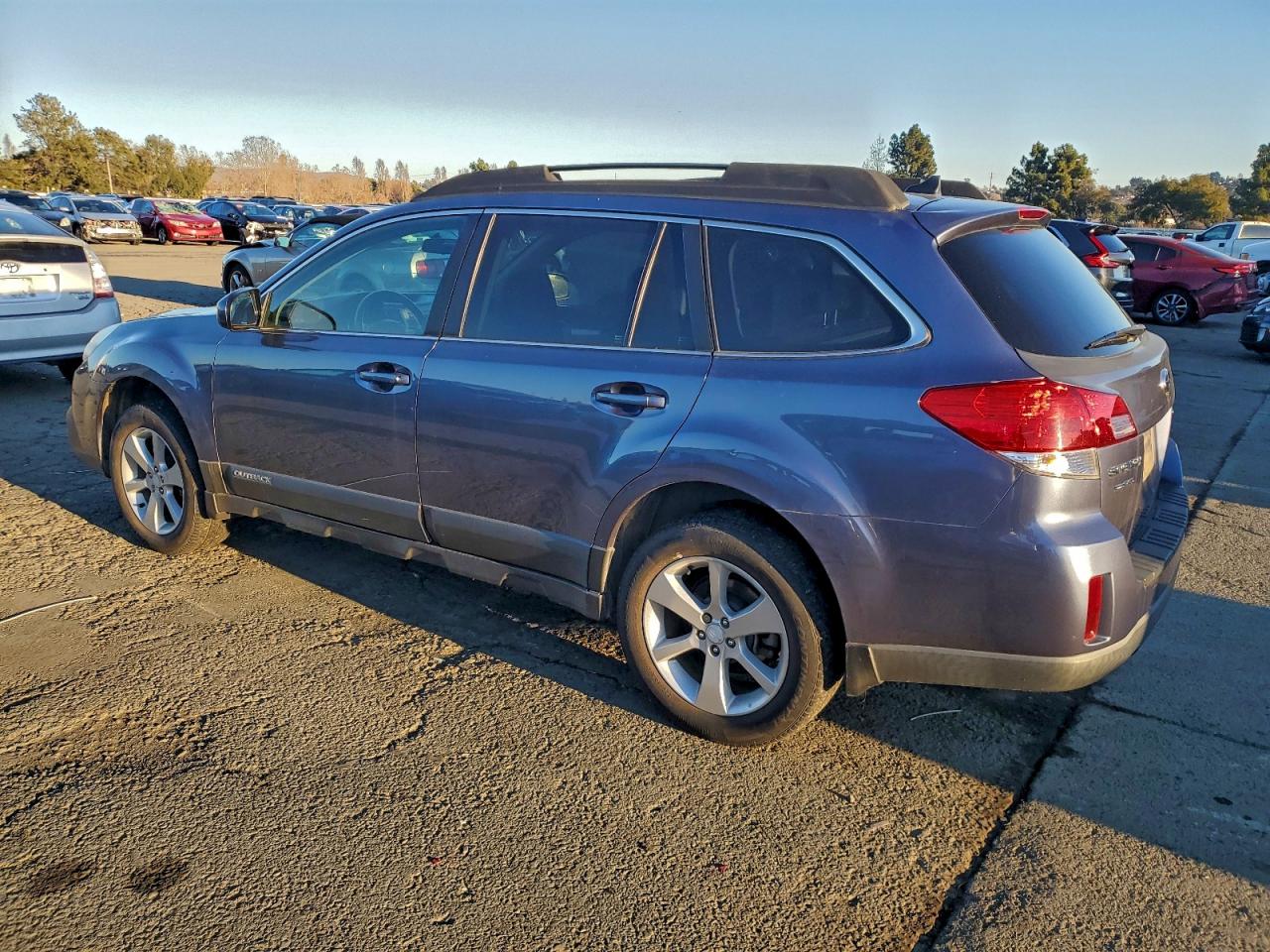 2014 SUBARU OUTBACK 2.5I PREMIUM photo 2