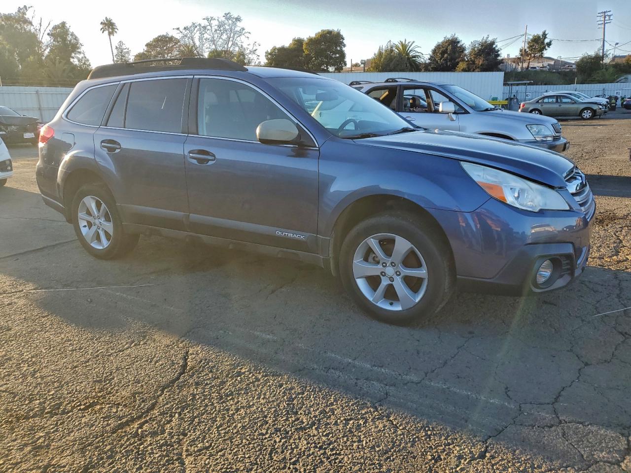 2014 SUBARU OUTBACK 2.5I PREMIUM photo 4