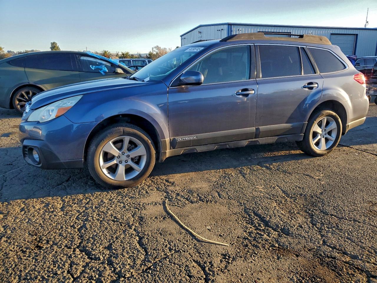 2014 SUBARU OUTBACK