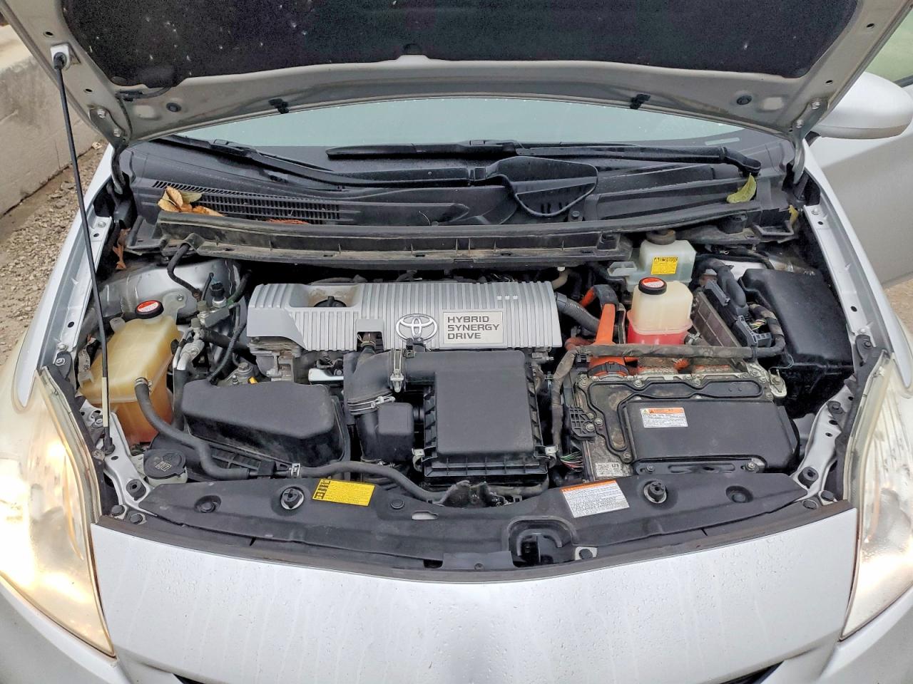 2015 TOYOTA PRIUS photo 11