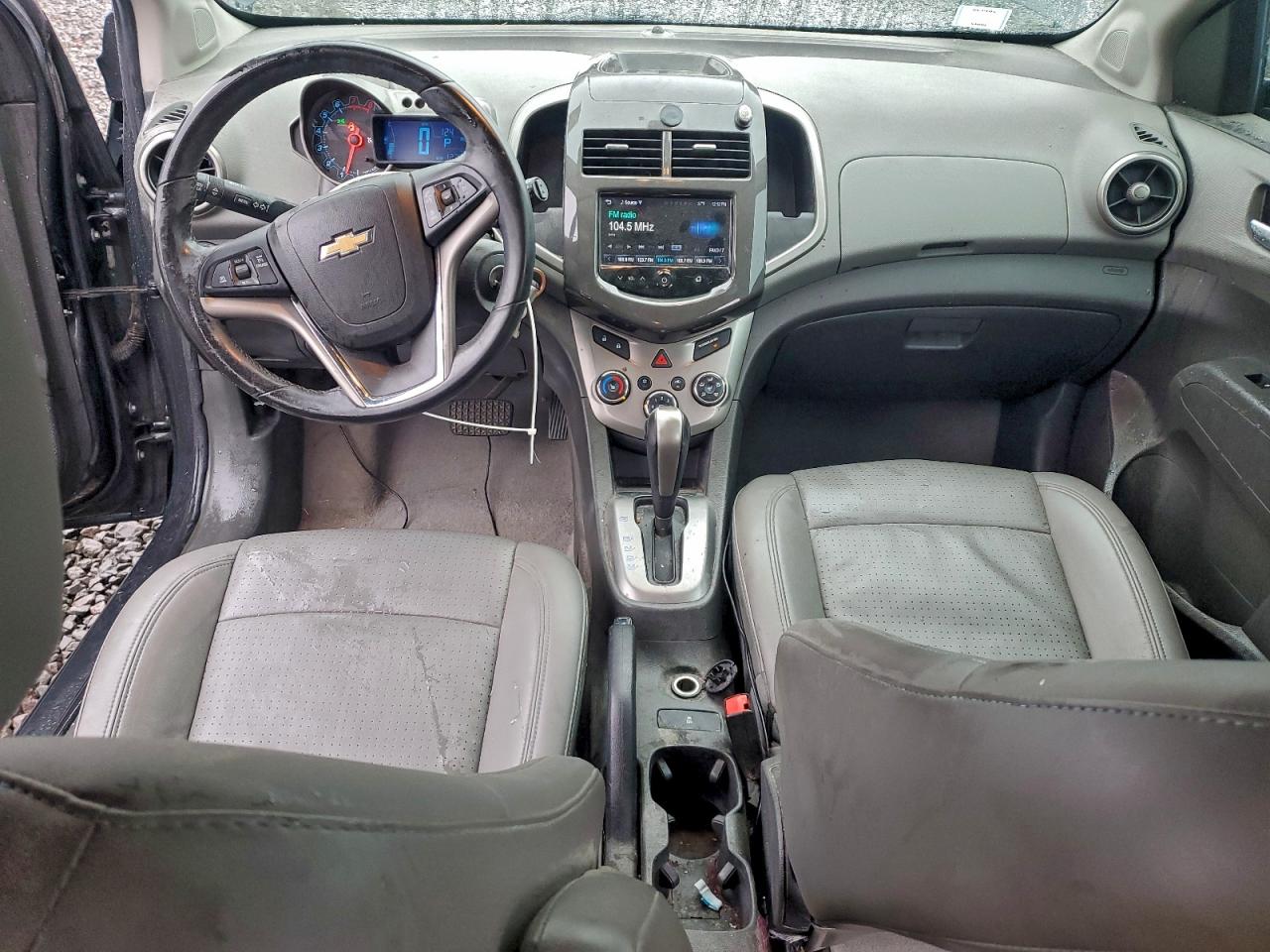 2014 CHEVROLET SONIC LTZ photo 8