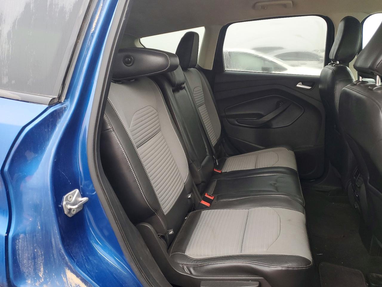 2019 FORD ESCAPE SE photo 11