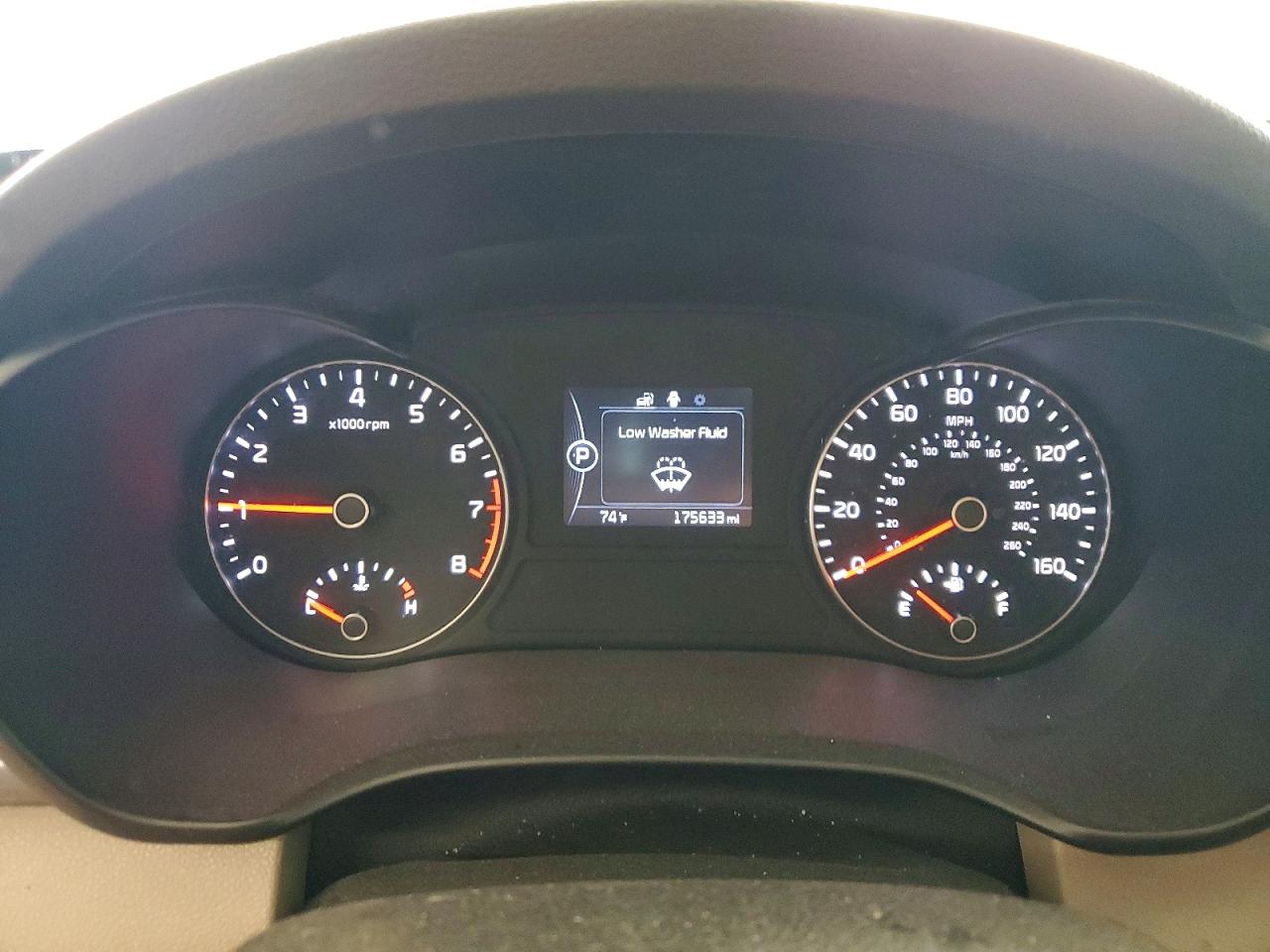 2017 KIA OPTIMA LX photo 9