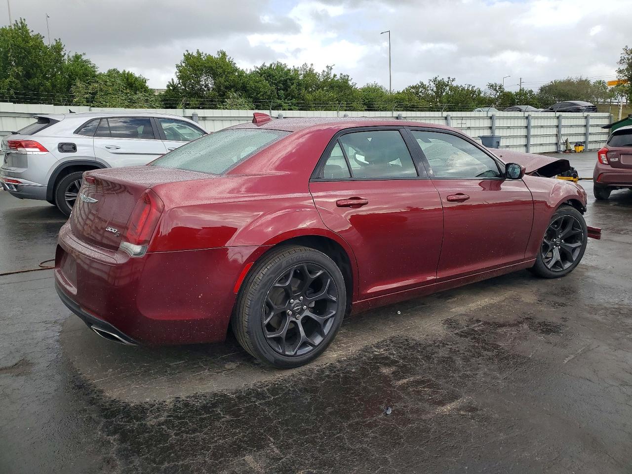 2019 CHRYSLER 300 S photo 3