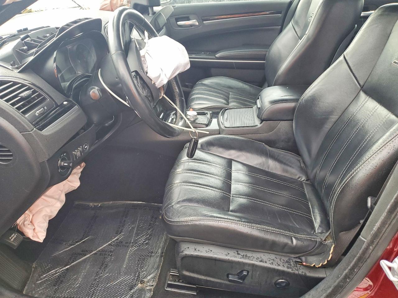 2019 CHRYSLER 300 S photo 7