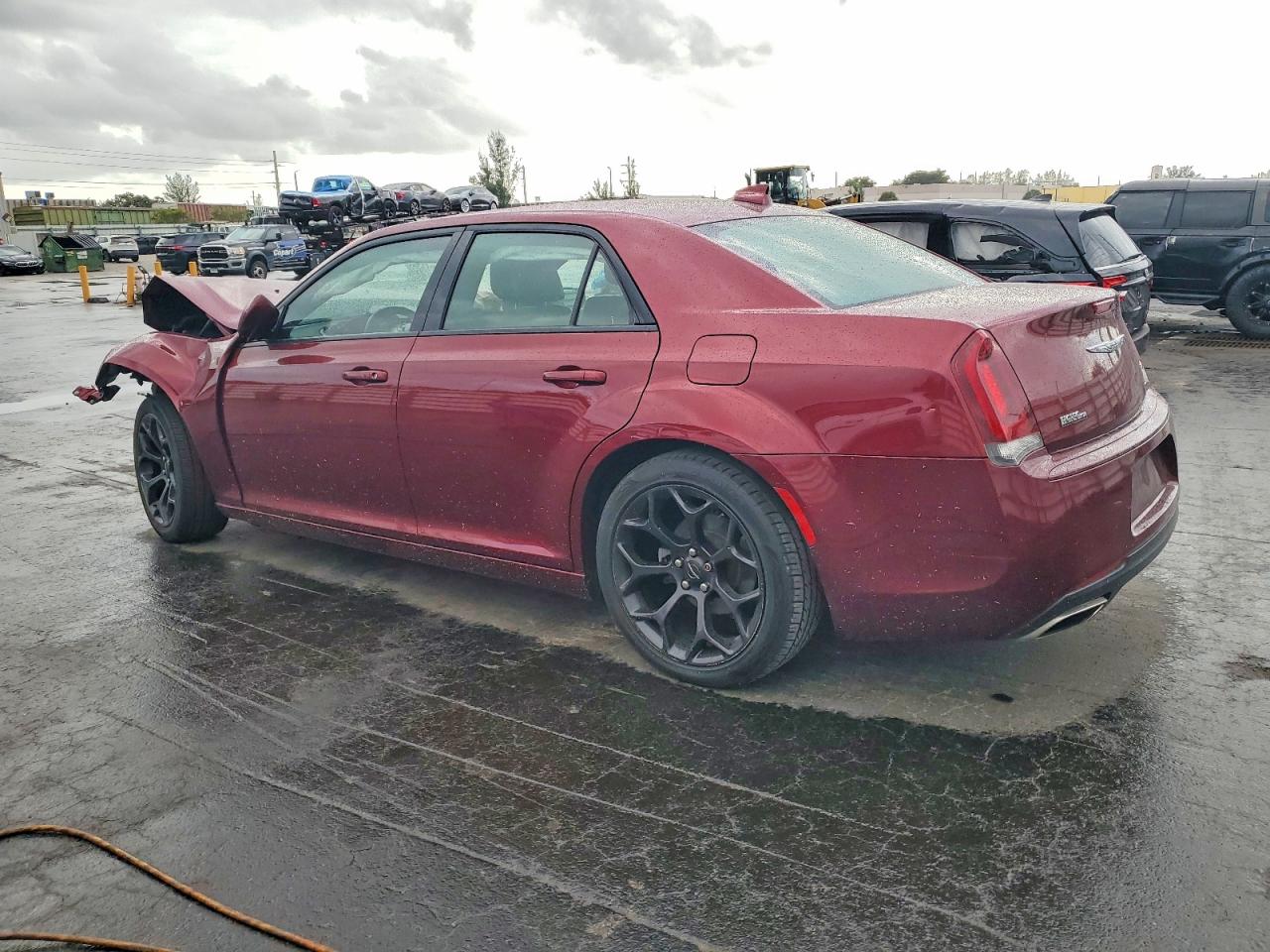 2019 CHRYSLER 300 S photo 2