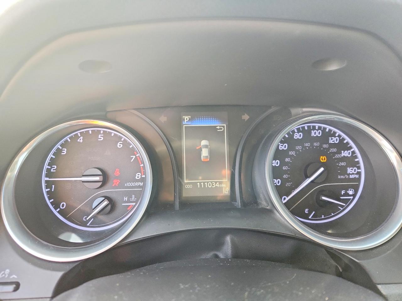2018 TOYOTA CAMRY photo 9