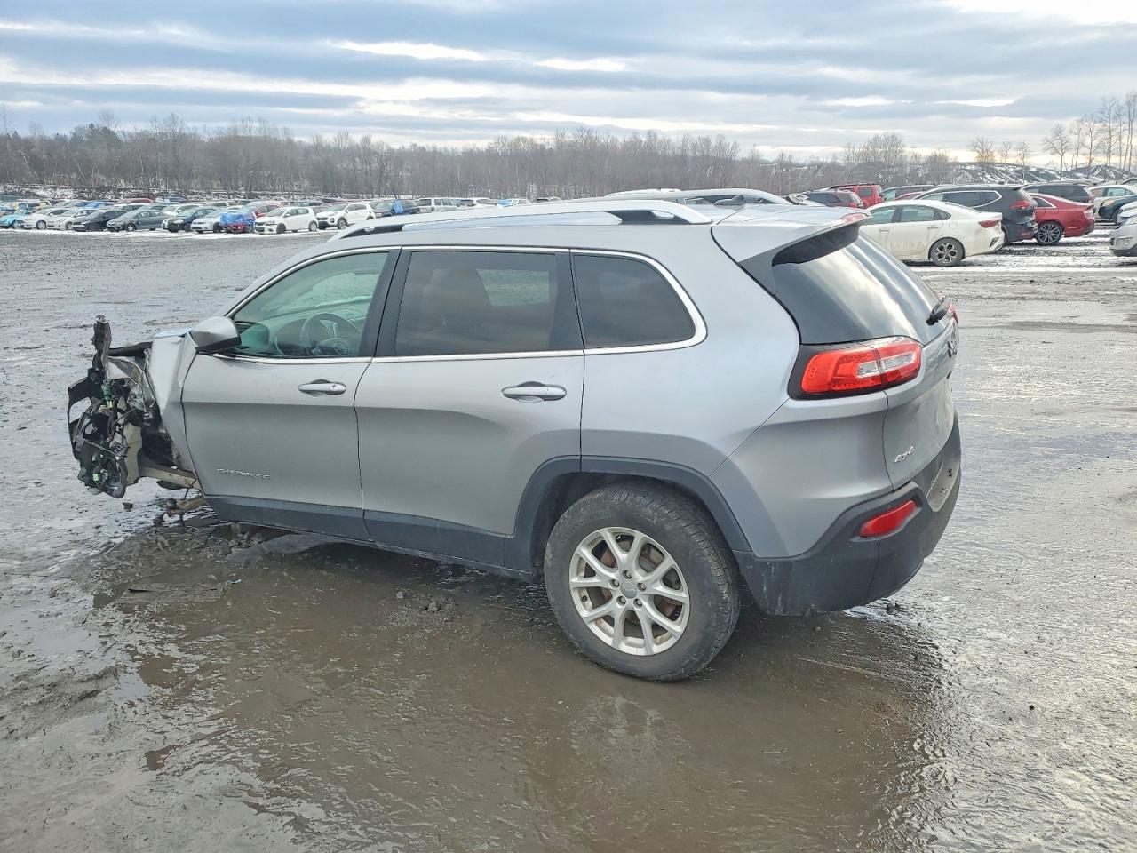 2015 JEEP CHEROKEE LATITUDE photo 2