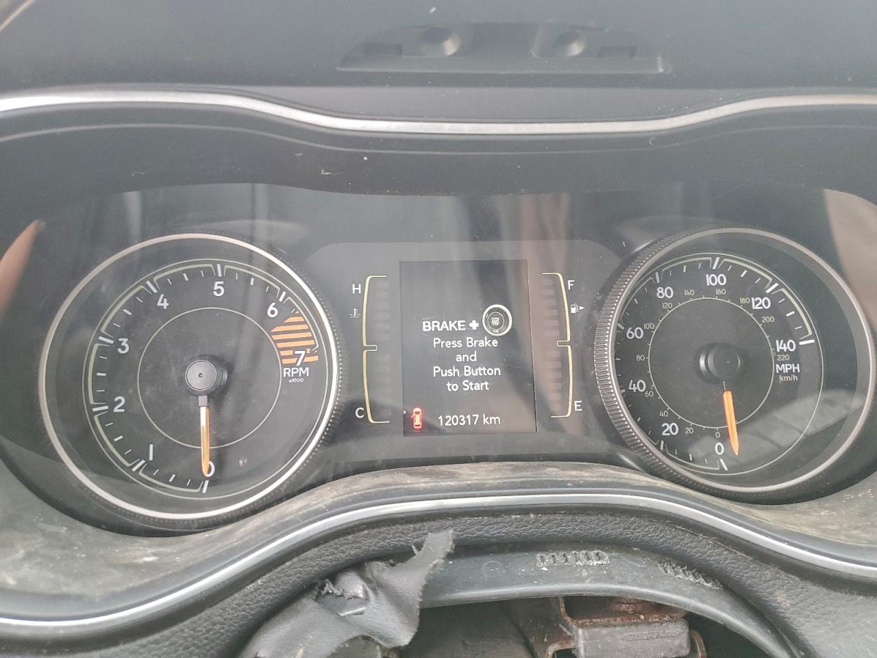 2019 JEEP CHEROKEE LATITUDE PLUS photo 9