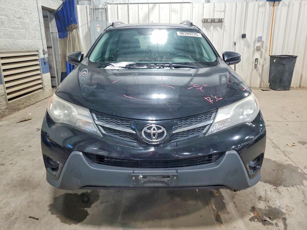 2014 TOYOTA RAV4 LE photo 5